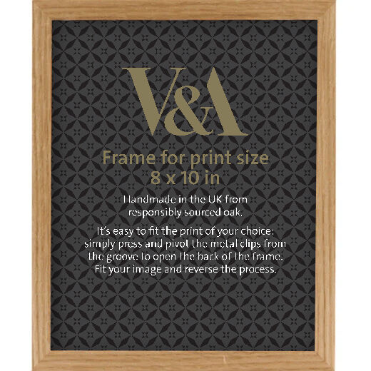 V&A Oak box picture frame - 10x8 inches